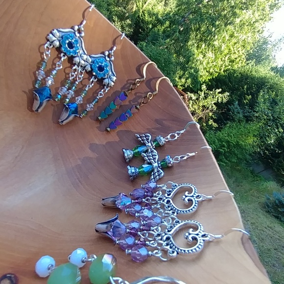 🚫GIFTED🚫 Chandeliers w/Swarovski Flowers - Picture 8 of 8